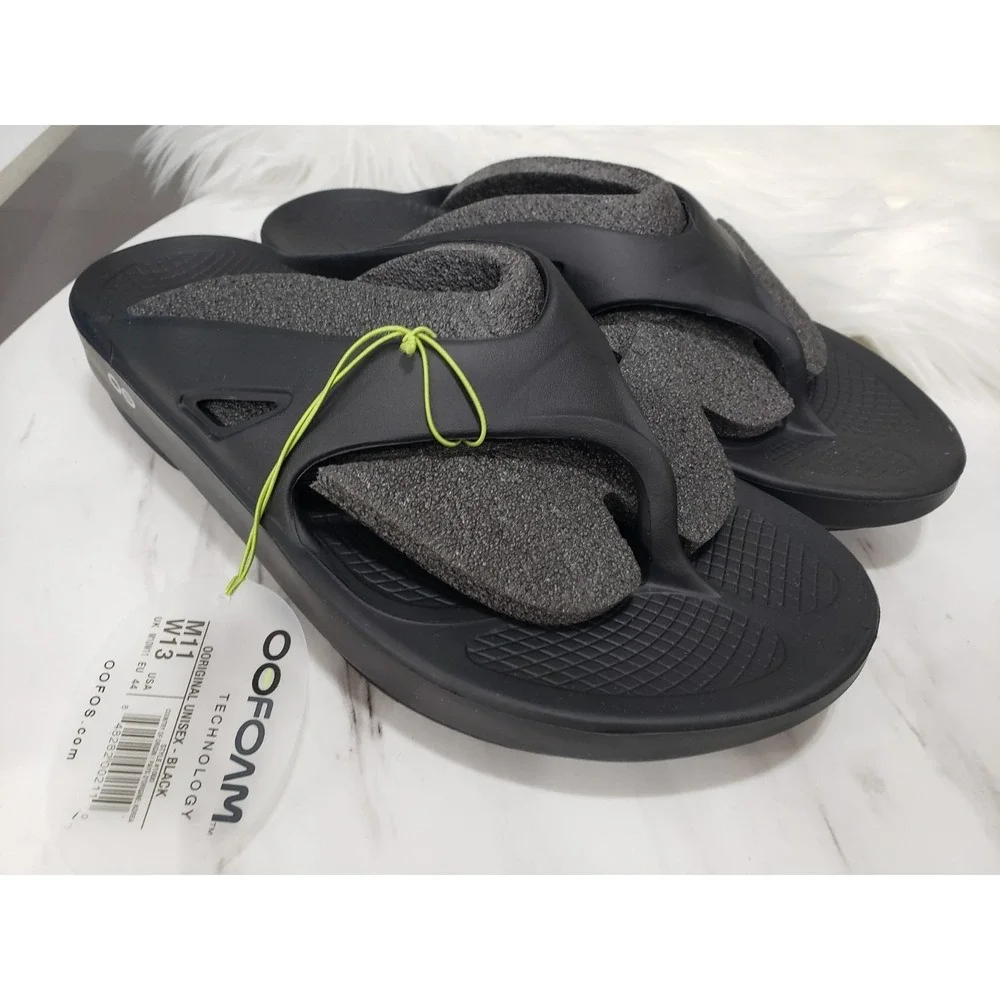 NEW OOFOS OOriginal Unisex Black Sandals NWT Size M11/W13 SOLID BLACK FLIP FLOP